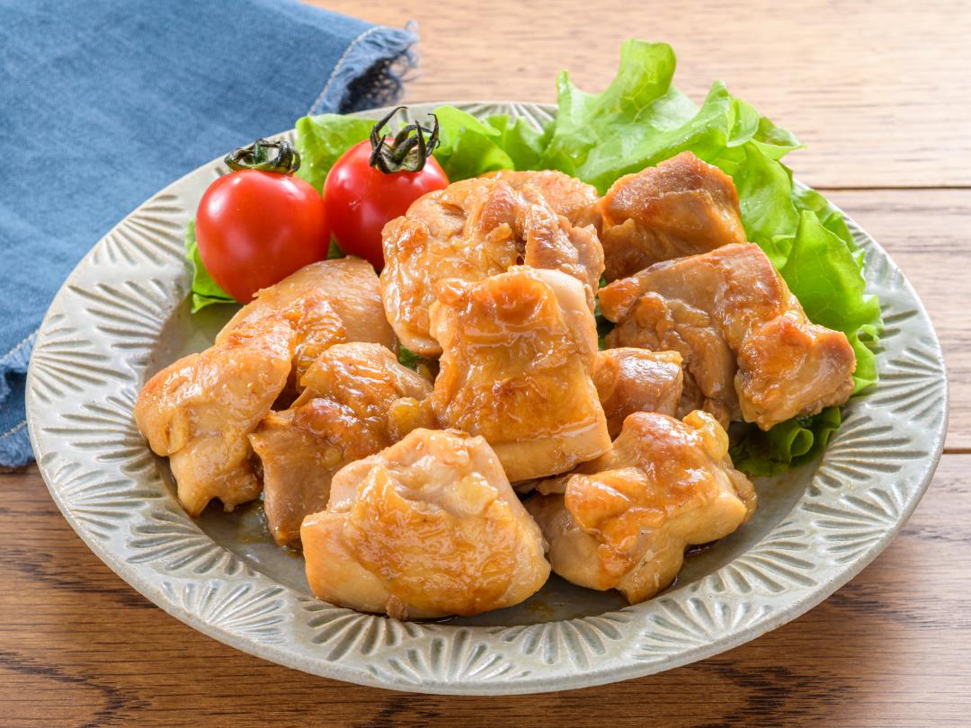 鶏もも肉の「つけおき人気レシピ」22選！仕込んでおくと、忙しい日の救世主になるよ～♡ - LOCARI ロカリ