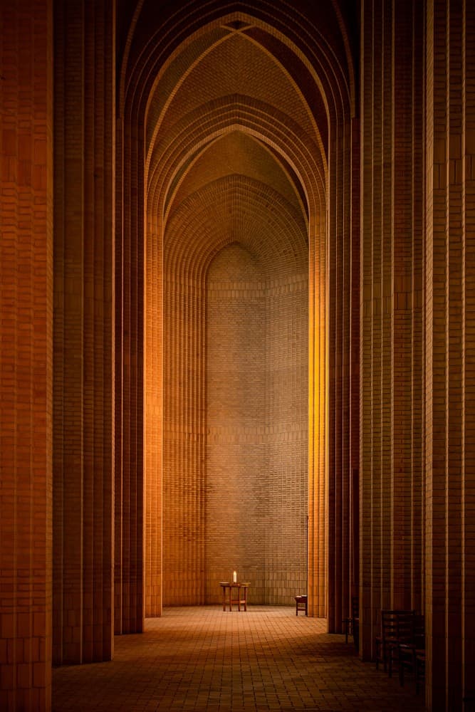 印象的な1枚を撮影するときに使える「サンドイッチ構図」 - 僕でもできた！ 「最短で結果を出す」ポートレート撮影講座 19マイナビニュース