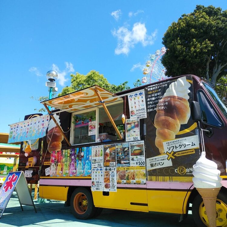 キッチンカーのフードアピールデザインを作ります フード系の看板デザイン、ポスター制作。食べ物の魅力を引き出すココナラ