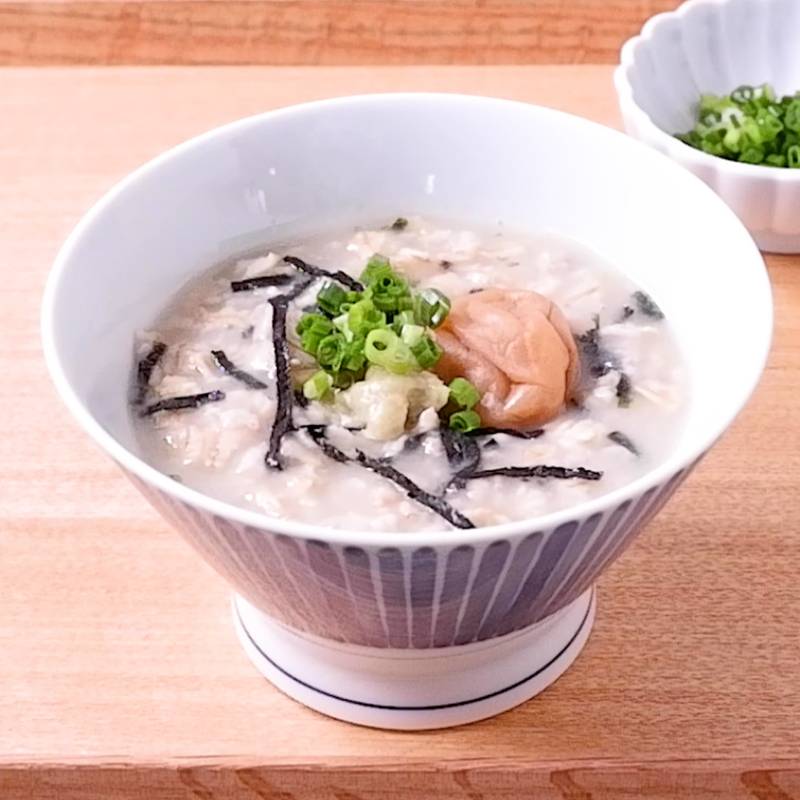 レンチン3分！昆布茶で簡単「オートミール鮭茶漬け」 - 朝時間.jp