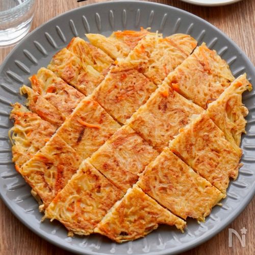 余ったそうめんで！ 余りそうめんの豚チヂミ