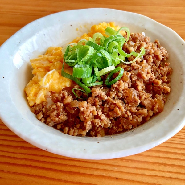 わらびと豆腐の味噌汁 さばいわし削りまいにち、おだし