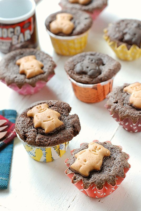 たくさん作っておすそ分けもできる♪バレンタインに贈りたいカップケーキキナリノ