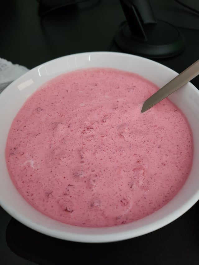 ピンク色の食べ物の名前を一覧で！果物・スイーツ〜飲み物まで紹介！ ちそう