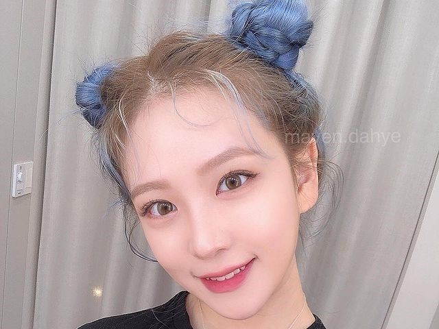 低めお団子の3つのやり方とアレンジ 12選 髪の長さ別に作り方が分かる！美的.com