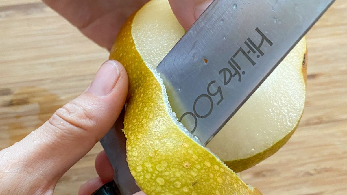 ピーラーで簡単！りんごや梨の皮むきコツ by けいこSuクックパッド簡単おいしいみんなのレシピが392万品