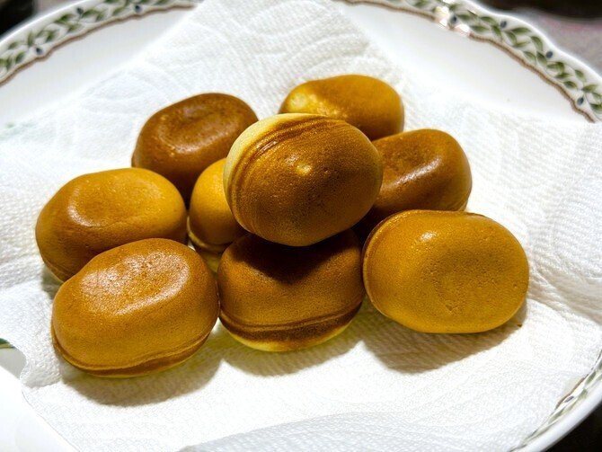 ホットケーキミックスで簡単に！たこ焼き器を使ったベビーカステラの作り方料理・レシピBE-PAL キャンプ、アウトドア、自然派生活の情報源ビーパル