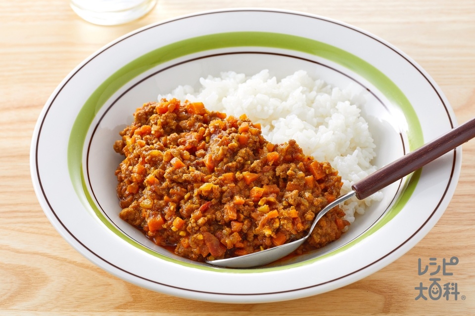 キーマカレーのレシピ。ひと工夫で本格的な味わいに！ - macaroni