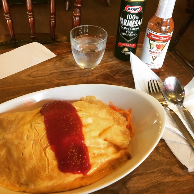 喫茶チロル 京都二条城近くの老舗喫茶店の名物カレー - ちばさんのごはん日記