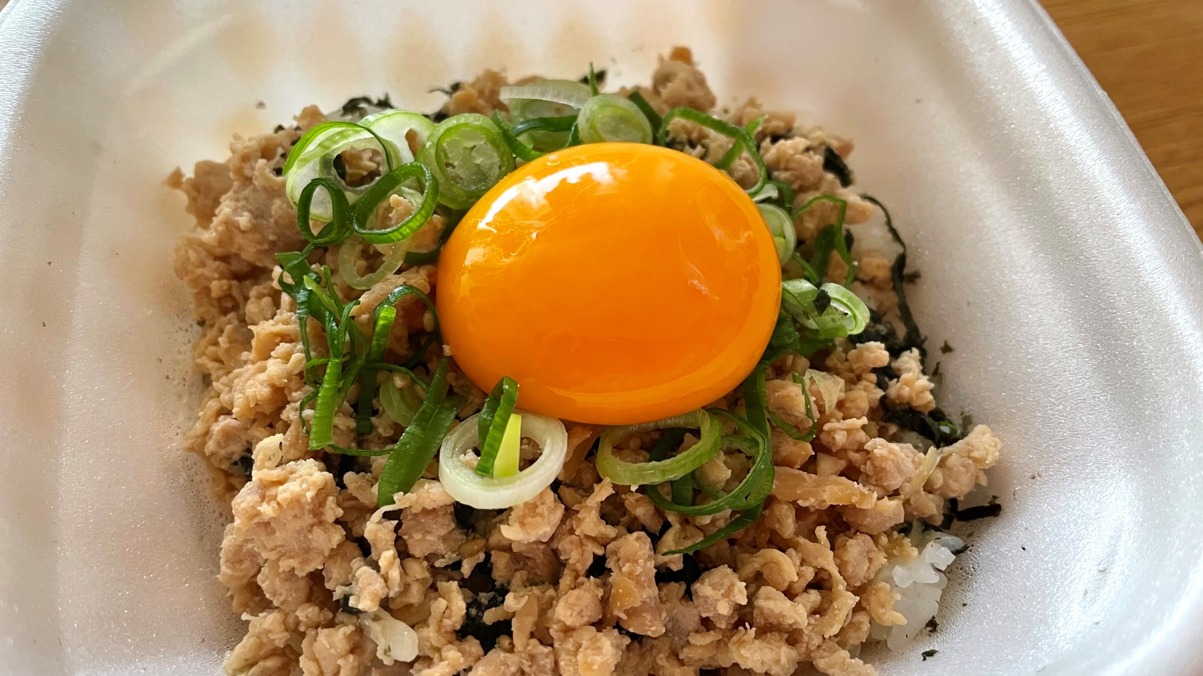 すき家を再現！鶏そぼろ丼☆ レシピ・作り方 by いち、に、しゃーん - 楽天レシピ