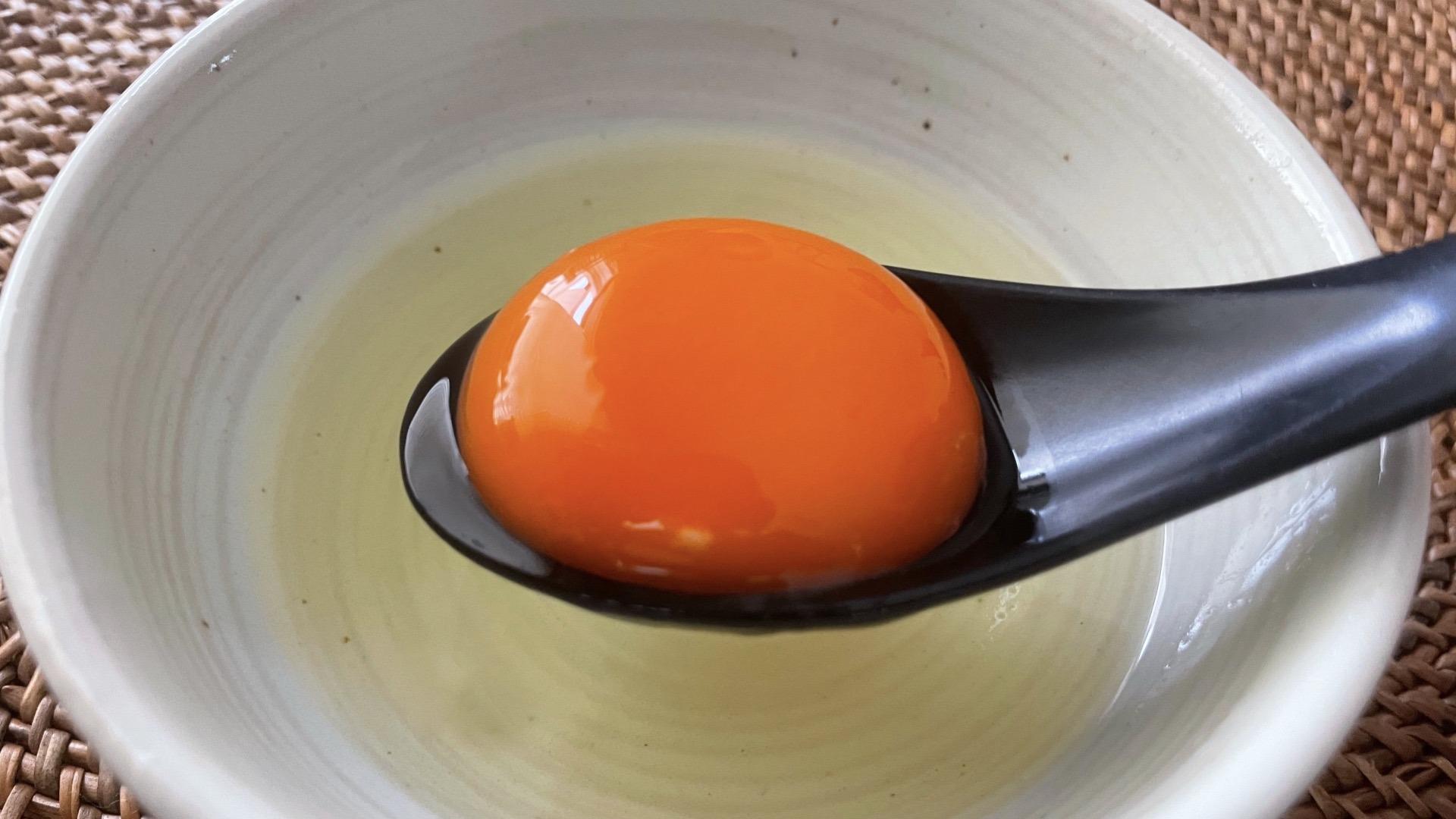 卵の黄身の色がうすい 白っぽいのですが。どうしてですか？ - pal*system ヘルプ