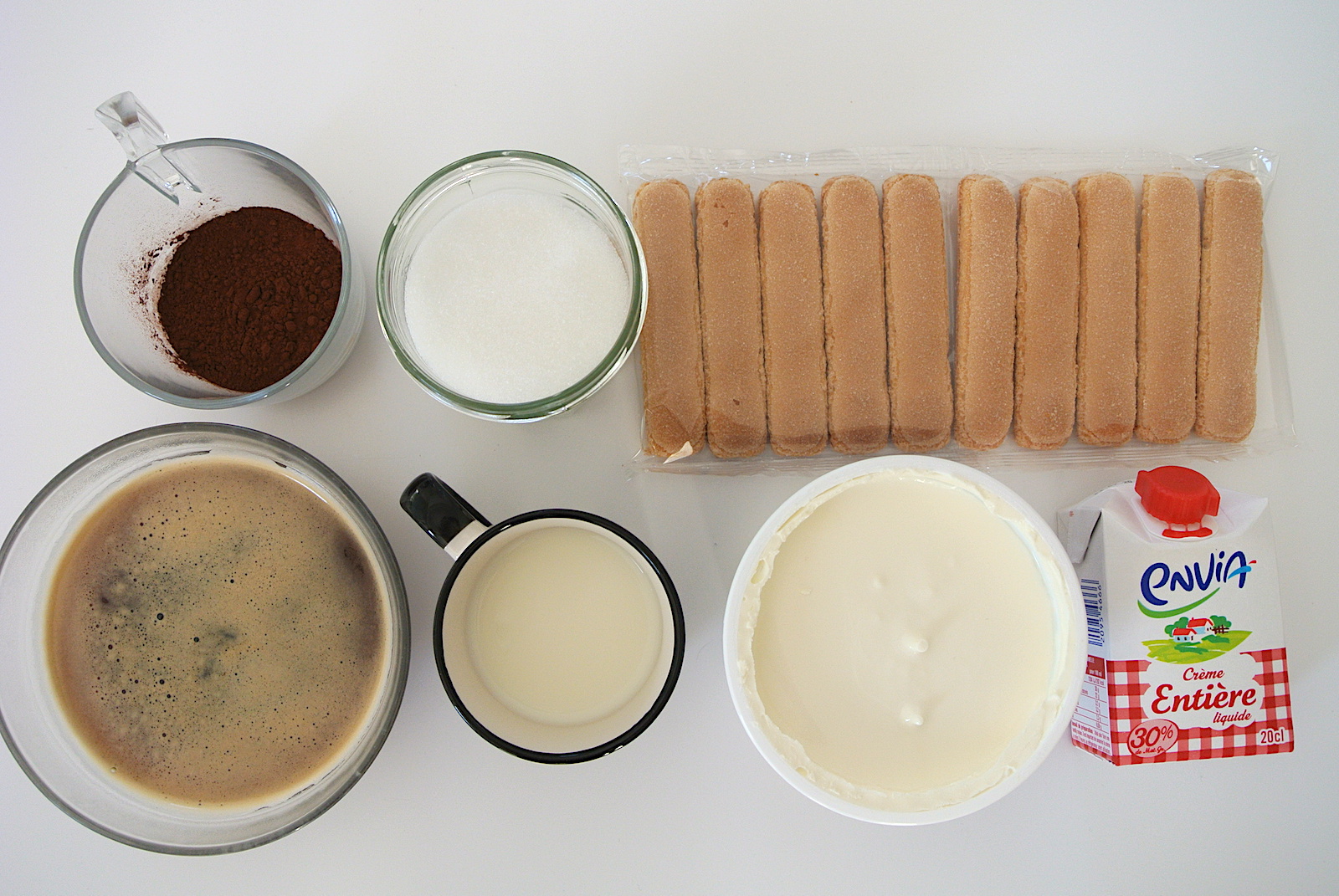 手軽に作る！絶品「コーヒーなしティラミス」レシピを伝授