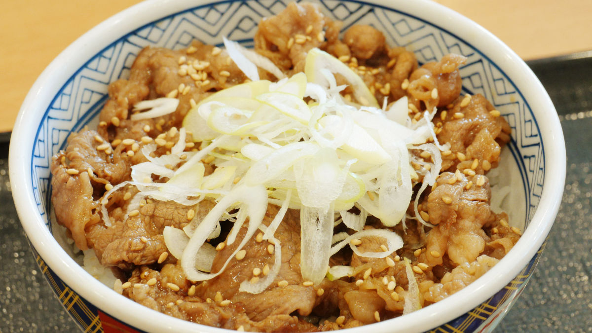 吉野家・超特盛牛丼を徹底食レポ。「並盛2杯」とのコスパ比較もInfoseekニュース