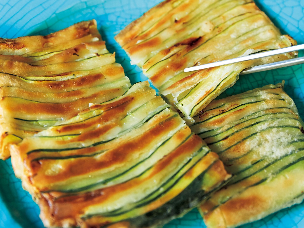 生で食べちゃう！ズッキーニのシャキシャキサラダ