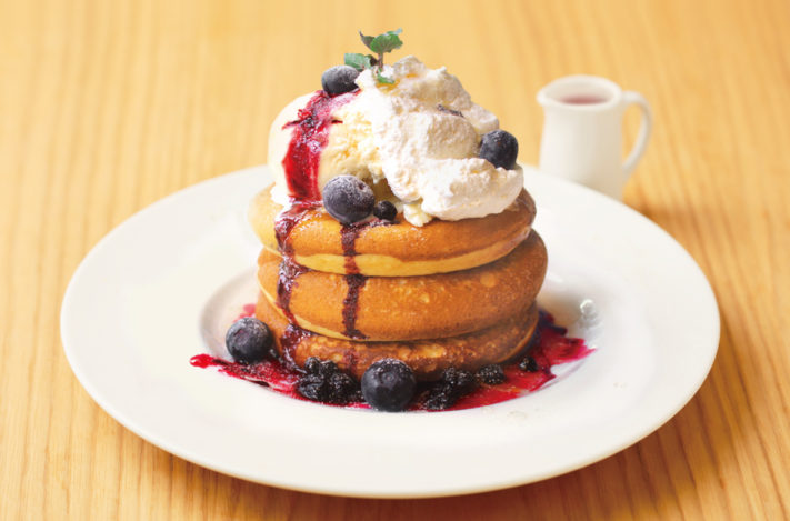 西麻布アルポルト 片岡護監修 いちごとマスカルポーネのクリームのロールケーキ – AOYAMA GIFT SALON