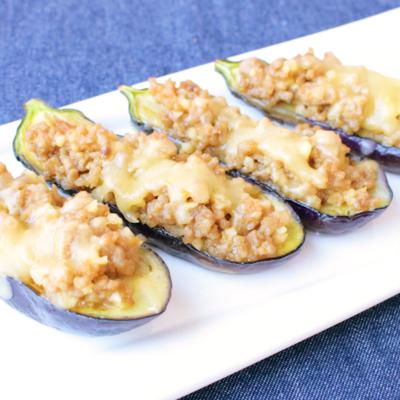 ひき肉と厚揚げのみそチーズ焼き