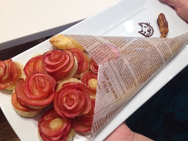 レシピ 見た目可愛い♡薔薇の形のアップルパイお菓子と旅と日々の出来事 レシピ 見た目可愛い♡薔薇の形のアップルパイ