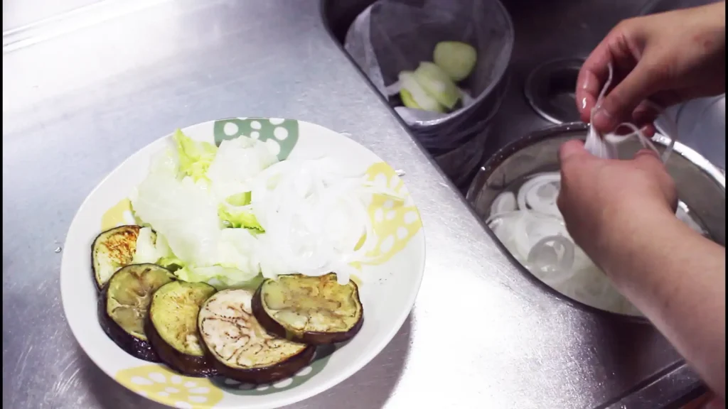 じゅわっと甘辛に焼く♪水なすのステーキ