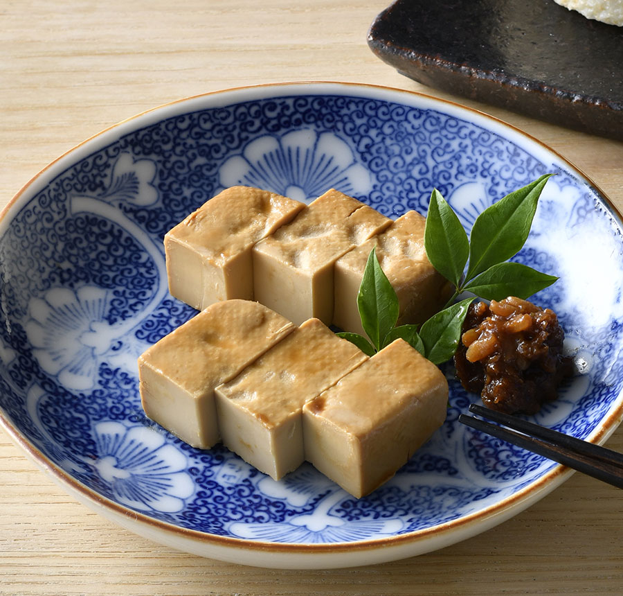 投稿いただきました♪ アレンジしていただき、ありがとうございます♪ *********************** みなさまお疲れ様です😋今日の夜ご飯は🌙🍚 『香の蔵』さんの ✨クリームチーズのみそ漬け ✨黒胡椒クリームチーズのみそ漬け ✨あん肝のみそ漬け をお取り寄せ〜😋 ヒロ