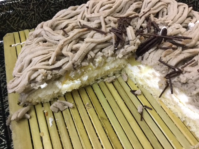 三田の名物 ざるそばみたいなモンブランソフトクリーム温泉マンもっちいの湯と山と美味しい話