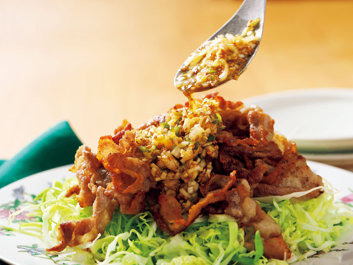 豚肉とせん切りキャベツのフライパン蒸し