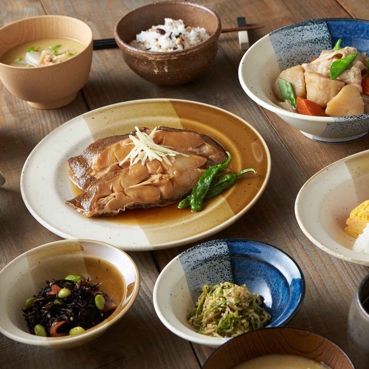 楽天市場 ランチプレート 軽量 ユニバーサル 軽い 白磁 白 陶器 仕切り皿 おしゃれ 深い 深め 四角 食器 カフェ 大きい 北欧 朝食 ダイエットワンプレート スタック 絵付け用 ポーセラーツ 食洗機対応 ラッピング不可 : KitchenMartD-まちのうつわ屋さん