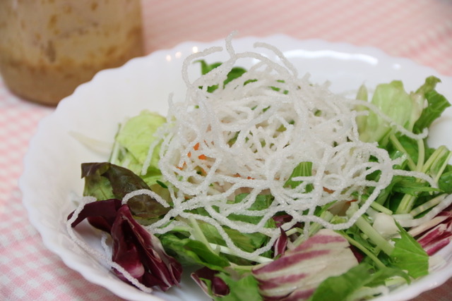 揚げ春雨の韓流サラダカラダが喜ぶおうちごはん