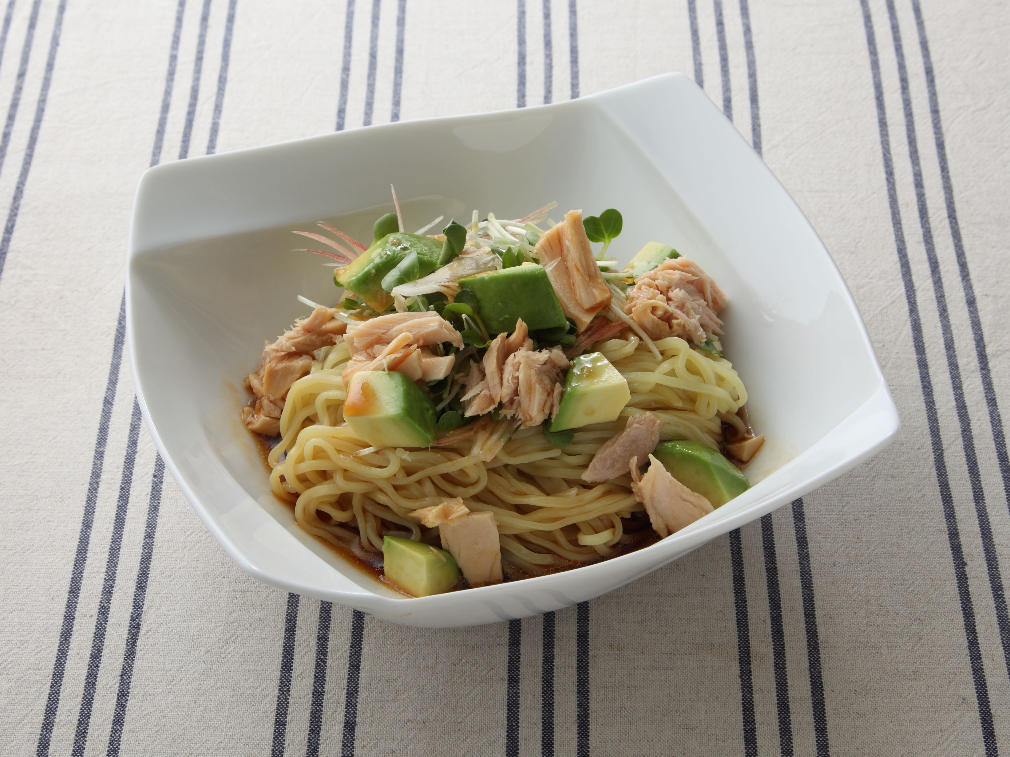 アボカドとツナの梅しそパスタこうちゃんオフィシャルブログ「こうちゃんの簡単料理レシピ」Powered by Ameba