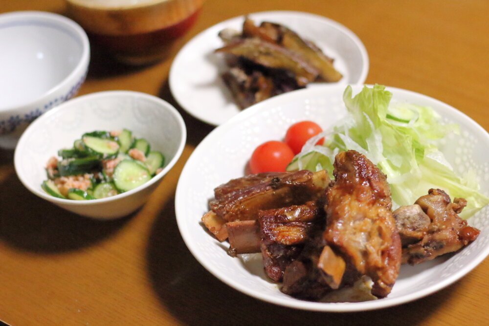 圧力鍋で10分！一晩置くだけホロホロ豚のスペアリブ