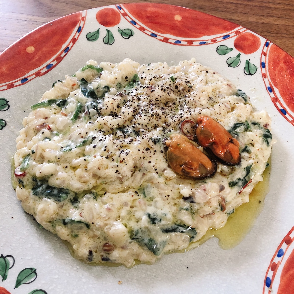 たまごをオイルで煮る!? 油を吸った卵が旨い 卵のアヒージョ 悪魔の高カロリーおつまみ 実は安上がりレシピ