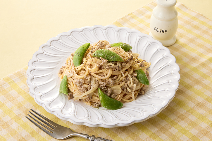 スナップえんどうと豚バラ肉のしょうゆマヨスパ