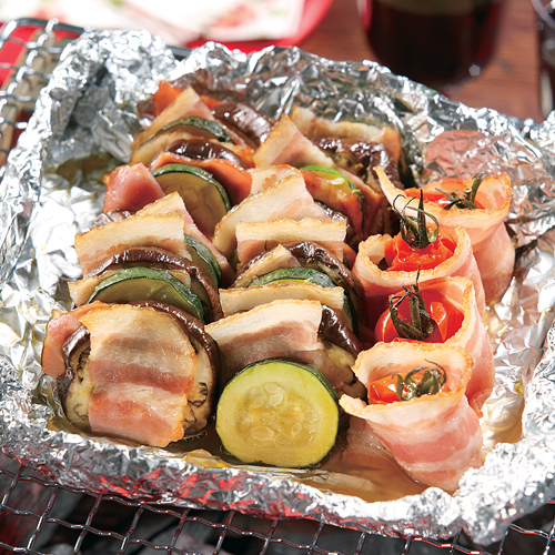 「豚・なす・きのこ」楽ちんホイル包み焼き