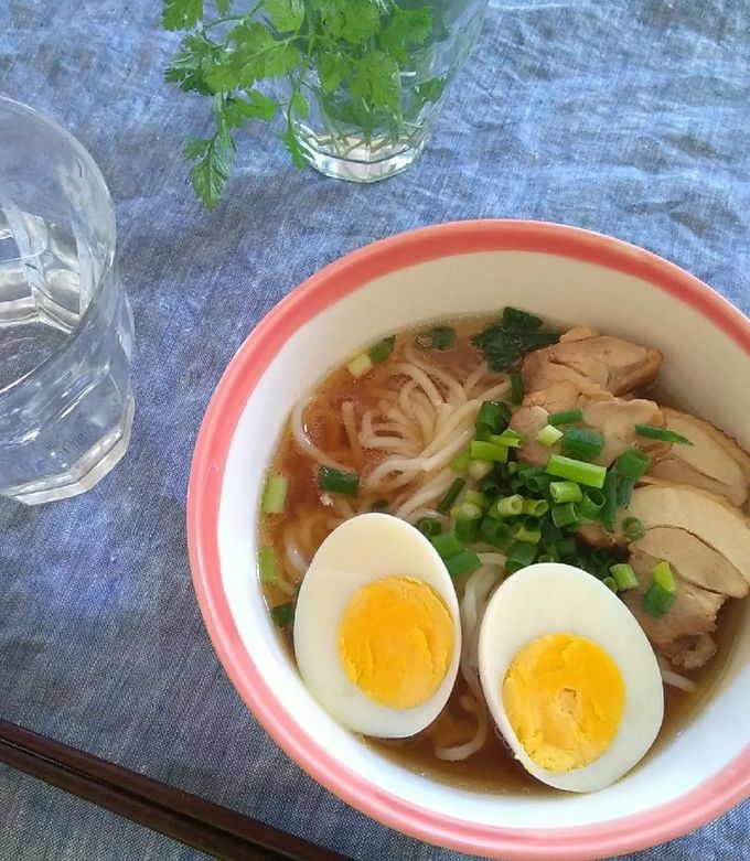 圧力鍋と冷凍鶏ガラで味の澄んだ黄金の鶏ガラスープほるひーとのおうち暮らし