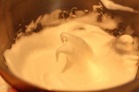 卵白が２個分余ったら絶対作って欲しいお菓子Yuccoのパン