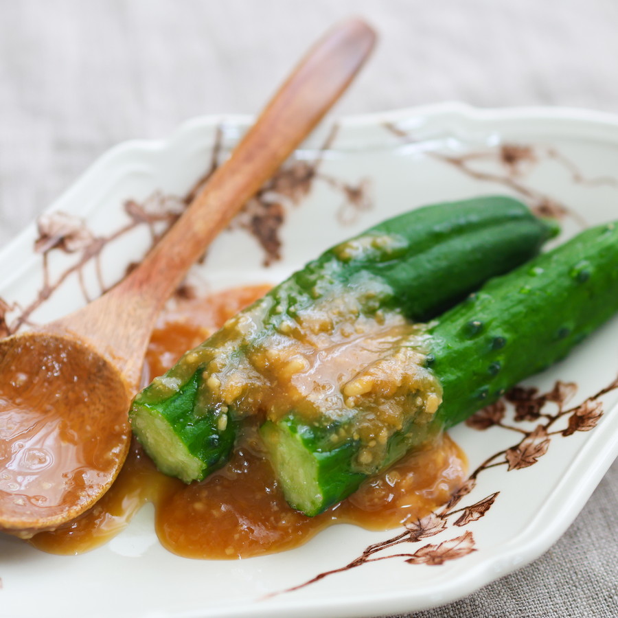 青梅を使用！「梅しごと」3年以上もつ自家製調味料〝梅味噌〟を仕込もう！LEE