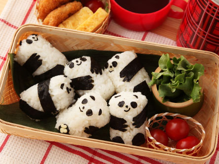 ホラン千秋 “見た目が抜群に悪い”弁当公開に親近感「飾らないとこがすてき」エンタメ総合ABEMA TIMESアベマタイムズ