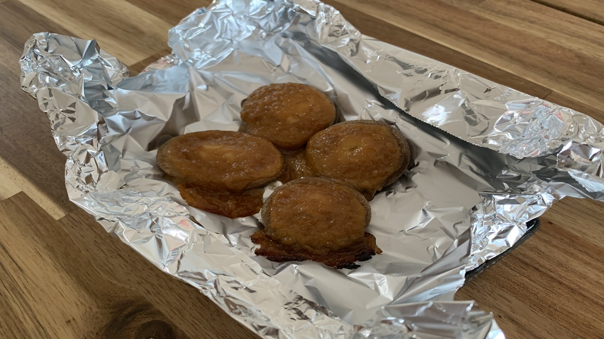 ガーリック仕立てのバター醤油ソース - 新宿中村屋 おうちdeシェフ - アレンジ・レシピ集