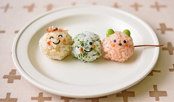 あかちゃんver.おにぎらず👇👇, ⁡, 今回は9ヶ月頃からの「おにぎらず」です！, ⁡, 軟飯〜ごはんまでのかたさならできる◎！,あかちゃん爆食いのおにぎらず, ぜひ作ってみてね〜♡, ⋆ ⋆ , ⁡, 作ってみたい👉 🩷 いいね押してね！, ⁡,ストーリーズではリアル育児㊙️, ⁡, 👉 @maori_babygohan , フォローしてママ友になろ〜🙌💛,