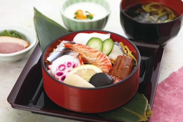 後楽園外苑で元日ランチ 四季彩！！ : ＠すすむの食べ歩き備忘録