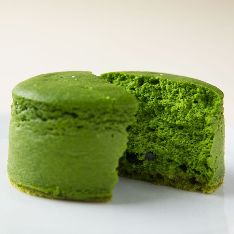 生わらびもち専門店「凛」の生わらびもち 京きなこ・天空の抹茶 と、天空の抹茶黒みつラテ買った！ 横浜・関内