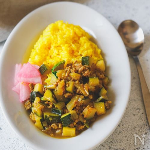 「きょうの料理ビギナーズ」ズッキーニとひき肉のカレーマヨ炒め