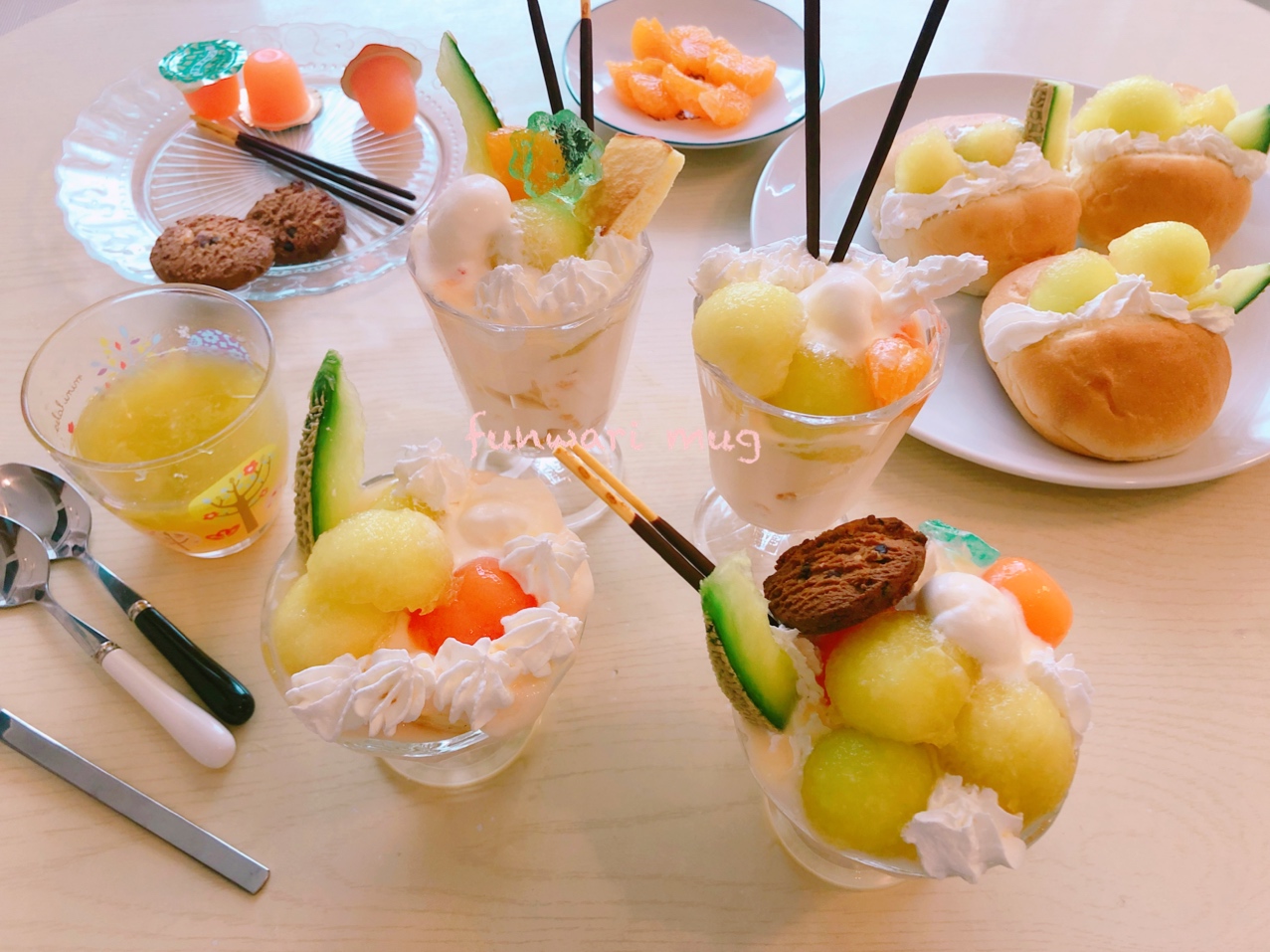 シャインマスカット＆マスクメロンパフェ <span>1,674円< span><small>香り高いシャインマスカットいつもおいしいクラウンメロン specialコラボ！< small>：フルッティアこだわりフルーツ＆手作りスイーツ専門店