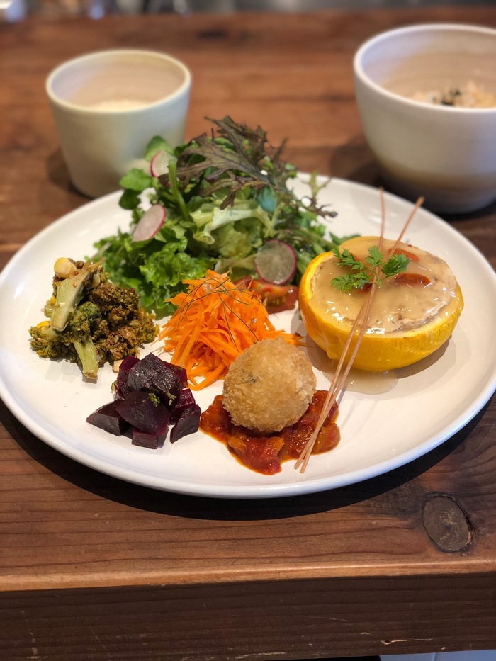 基本からアレンジまで！思わずつくりたくなる「盛りつけ から揚げ」のレシピ集クックパッド