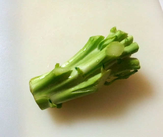 ブロッコリーの葉は食べられる？捨てた方がいい？管理栄養士が教えるブロッコリーの豆知識ヨガジャーナルオンライン