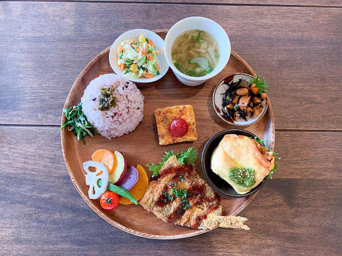 素朴な朝ごはんと和食がよく似合う器たちMONDAY MORNING一週間の始まりはちゃんと食べるマルミツウェブストア -marumitsu webstore