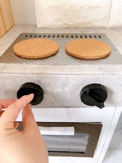 100均DIYで作る！おままごとキッチンの作り方