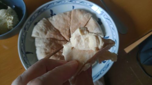 フムス」の食べ方は？業務スーパーで気軽に中東気分！フムスのアレンジレシピを紹介