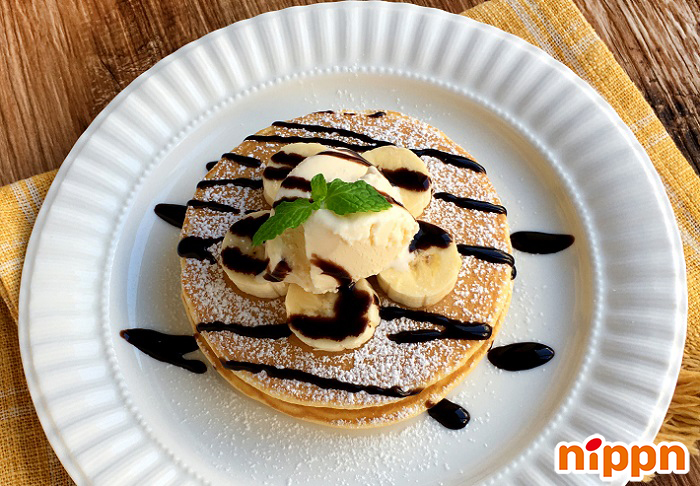 ホットケーキにおすすめのトッピング16選。甘いだけじゃないアレンジレシピもご紹介folk