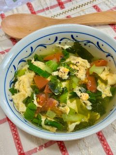 大根とトマトの洋風スープ お鍋に入れて煮込むだけ★