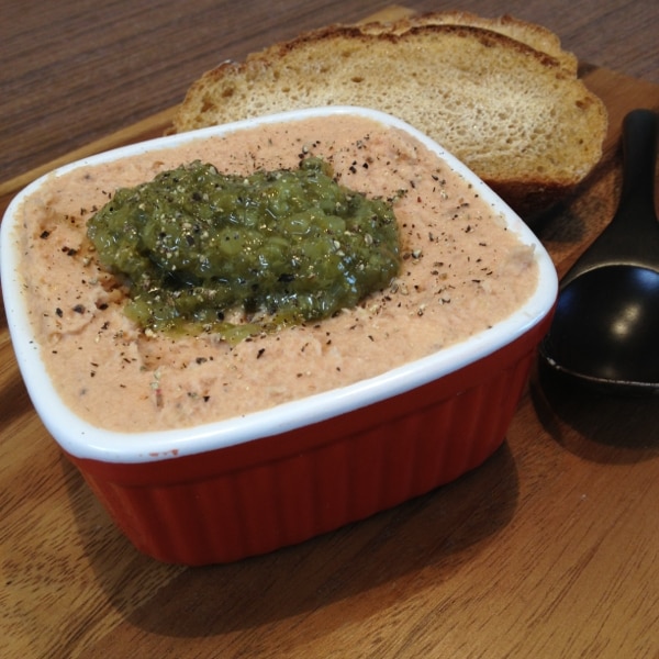 燻製サーモンとクリームチーズのリエット